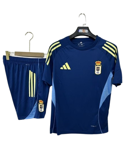 Conjunto de Entrenamiento Real Oviedo 2025/26 Conjunto de Entrenamiento Real Oviedo 2025/26