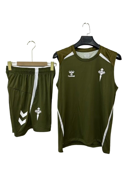 Conjunto de Entrenamiento Celta de Vigo 2025/26 Conjunto de Entrenamiento Celta de Vigo 2025/26