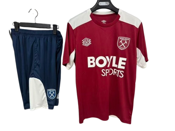Conjunto de Entrenamiento West Ham United Football Club 2025/26 Conjunto de Entrenamiento West Ham United Football Club 2025/26