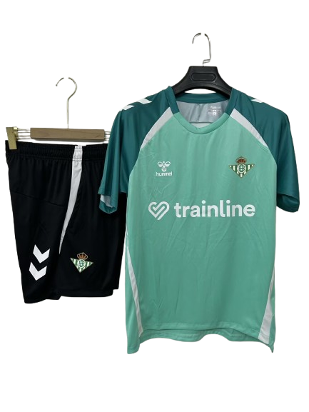 Conjunto de Entrenamiento Real Betis Balompié 2025/26 Conjunto de Entrenamiento Real Betis Balompié 2025/26