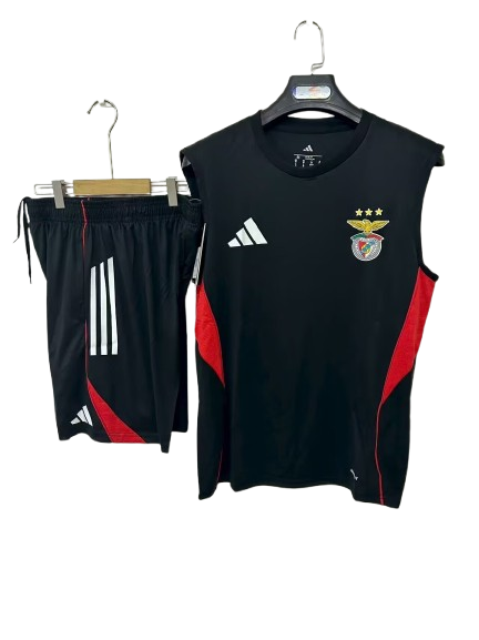 Conjunto de Entrenamiento SL Benfica 2025/26 Conjunto de Entrenamiento SL Benfica 2025/26