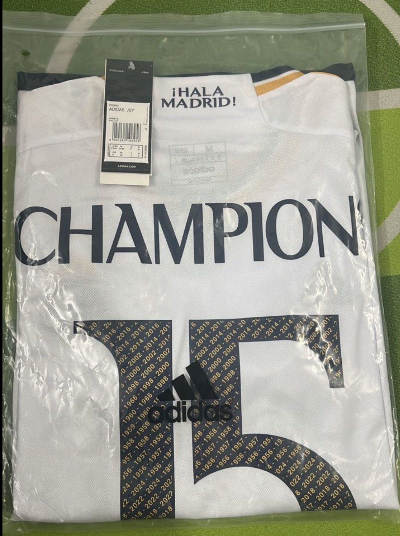 Camiseta Real Madrid 'Especial 15 Champions' Camiseta Real Madrid 'Especial 15 Champions' - Imagen 2